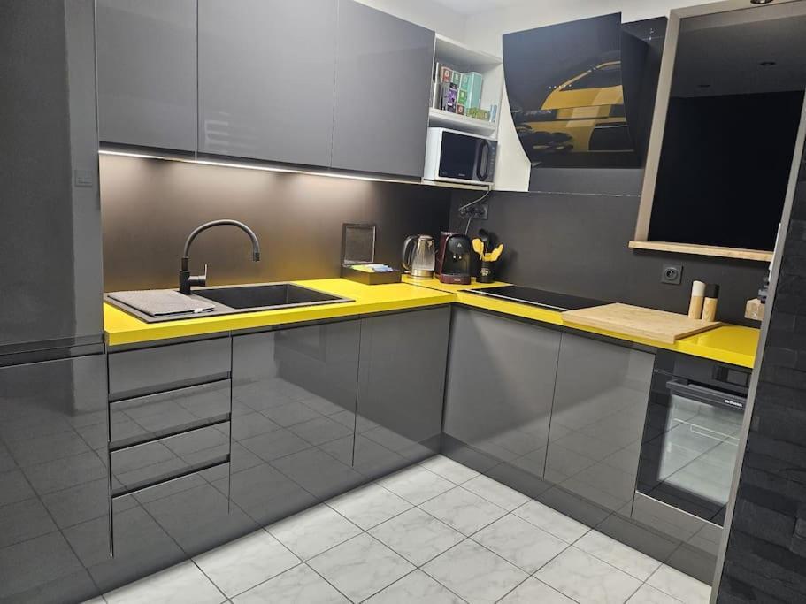 Appartement 克吕斯 外观 照片